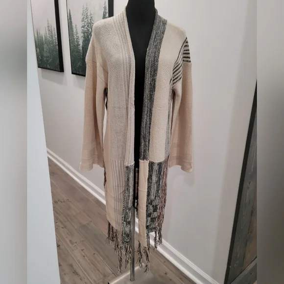 CLEARANCE! BOHO Fringe Cardigan Patchwork Knit Sweater NEW! - Picture 3 of 6